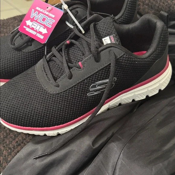 Skechers Women's Black and Pink Wide Fit Sneakers - Picture 2 of 5